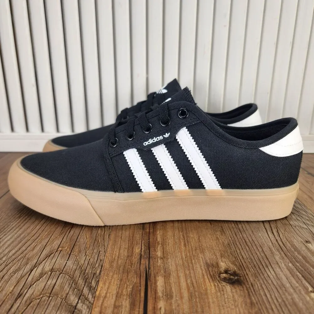Adidas Originals Seeley XT Mens Size 7 Black White Gum Sole Skater Shoes GZ8567